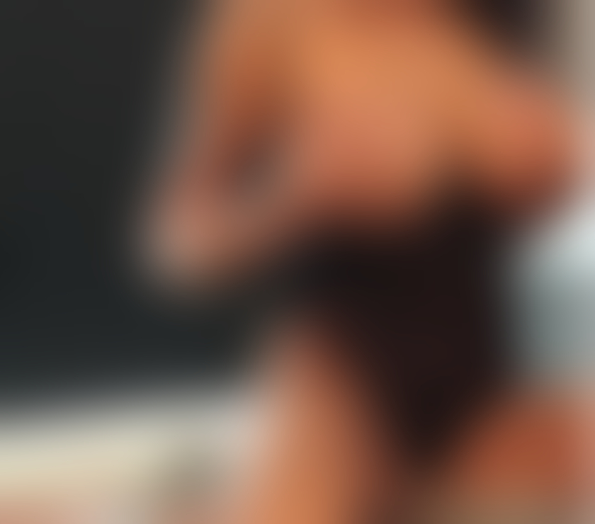 Escorts Kent Medway - Kent - Photos for Party girl just outcall xx